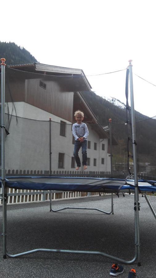 Landhaus Marten Saalbach-Hinterglemm Bagian luar foto